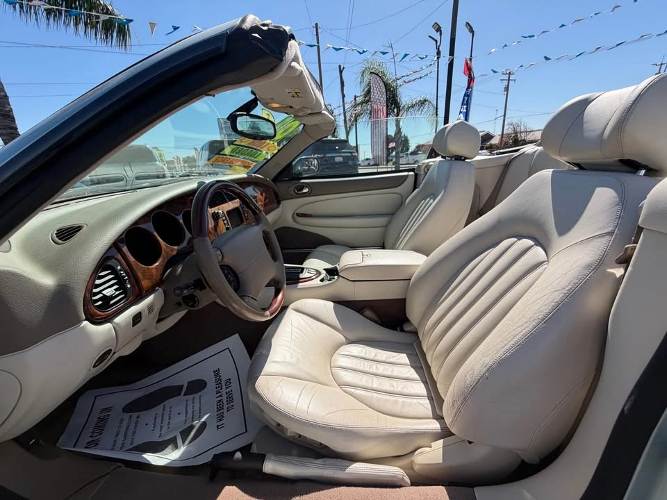2001 Jaguar X100 XK8 - Image 7 of 18