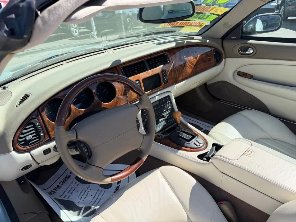 2001 Jaguar X100 XK8 - Image 8 of 18