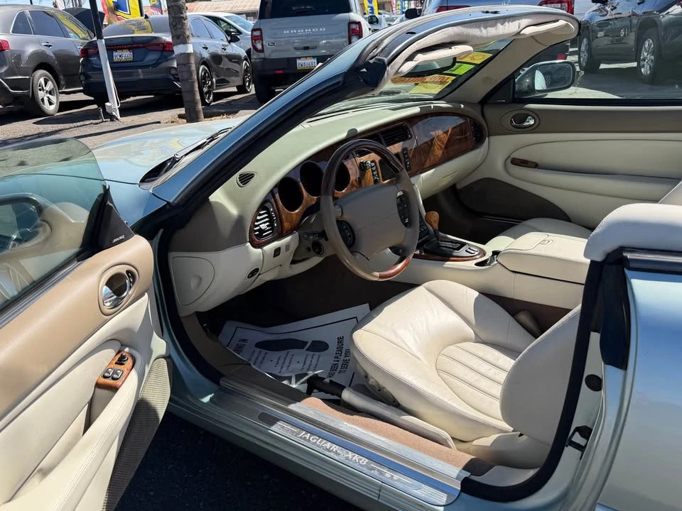 2001 Jaguar X100 XK8 - Image 6 of 18