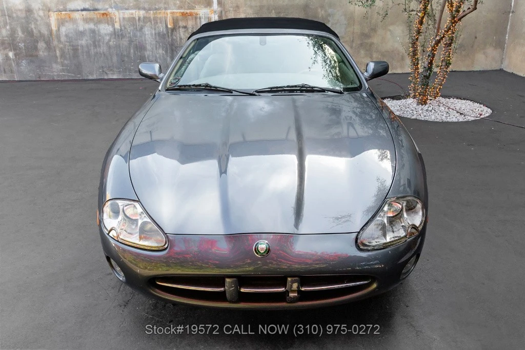 2001 Jaguar X100 XK8 - Image 9 of 12