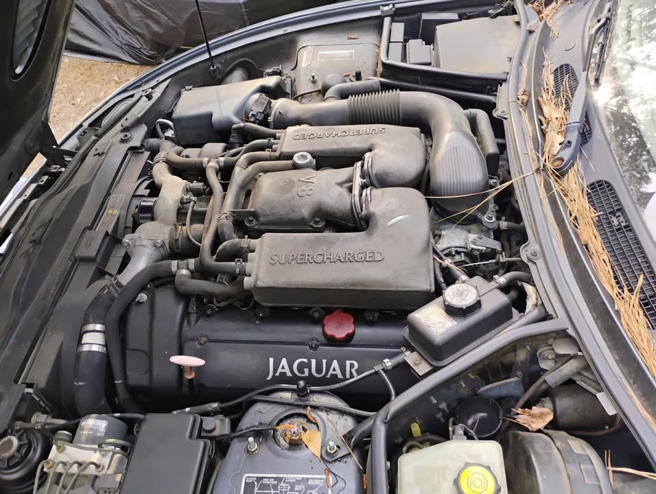2001 Jaguar X100 XKR - Image 5 of 9