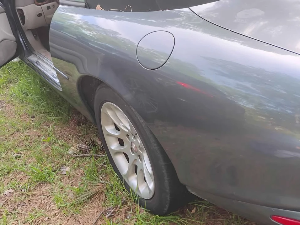 2001 Jaguar X100 XKR - Image 4 of 9