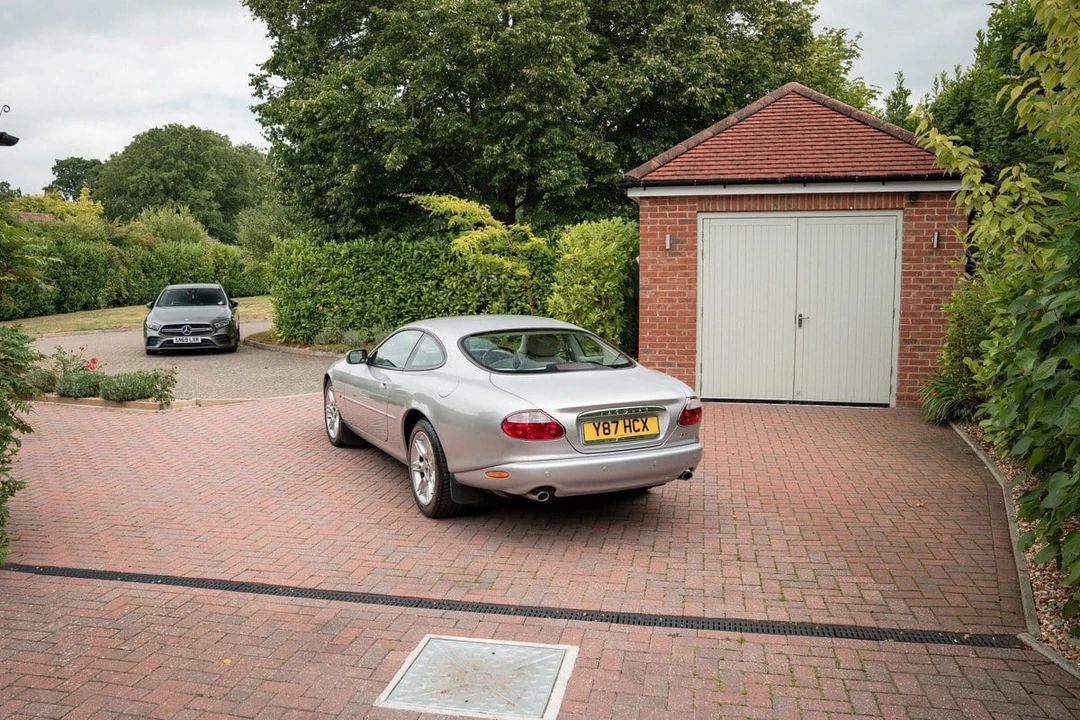 2001 Jaguar X100 XK8 - Image 14 of 30