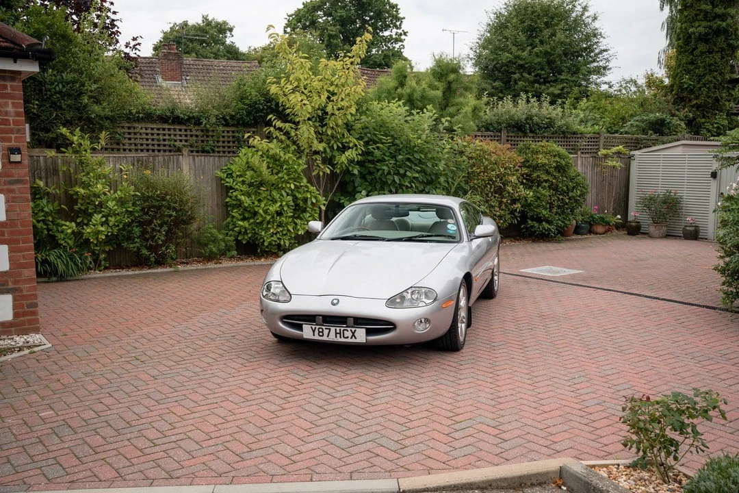 2001 Jaguar X100 XK8 - Image 3 of 30
