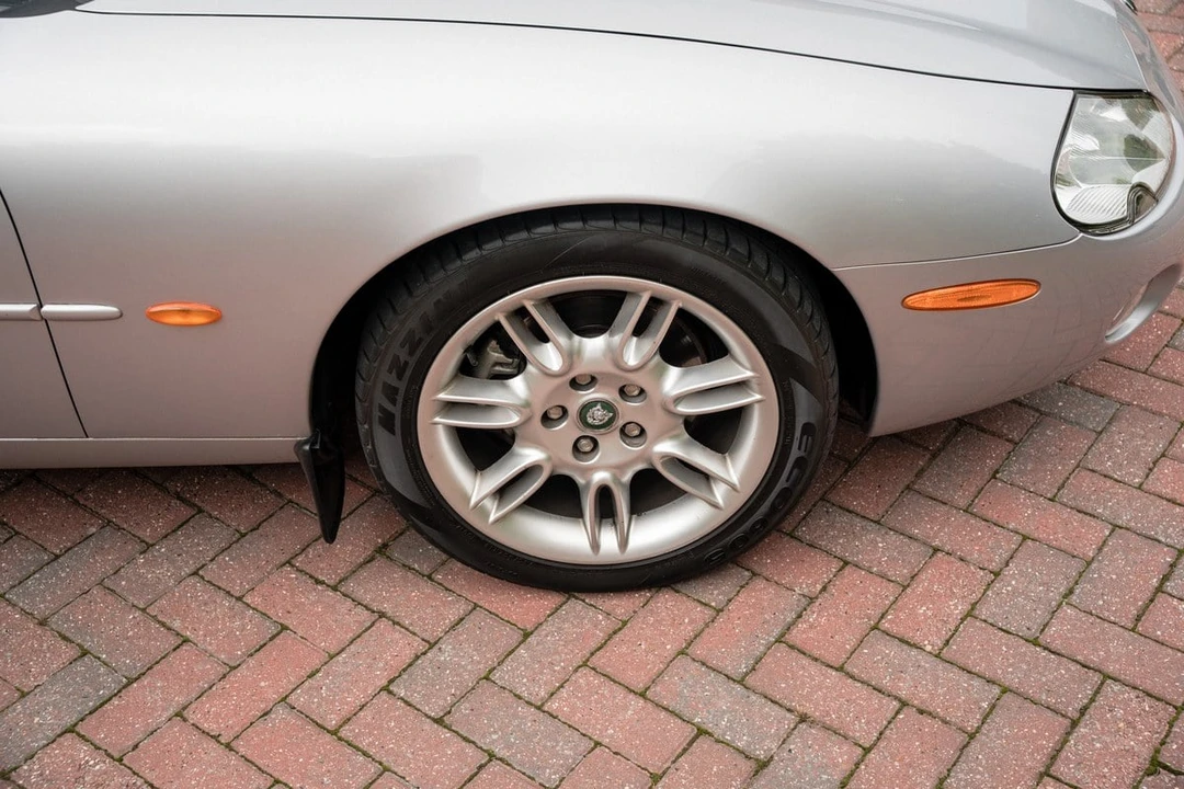 2001 Jaguar X100 XK8 - Image 26 of 30
