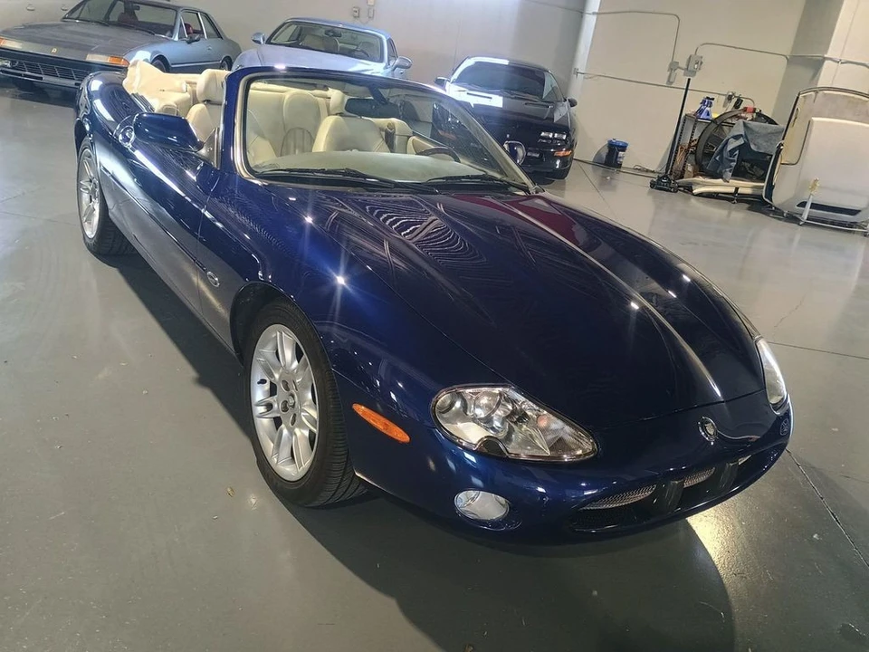 2001 Jaguar X100 XK8 - Image 10 of 12