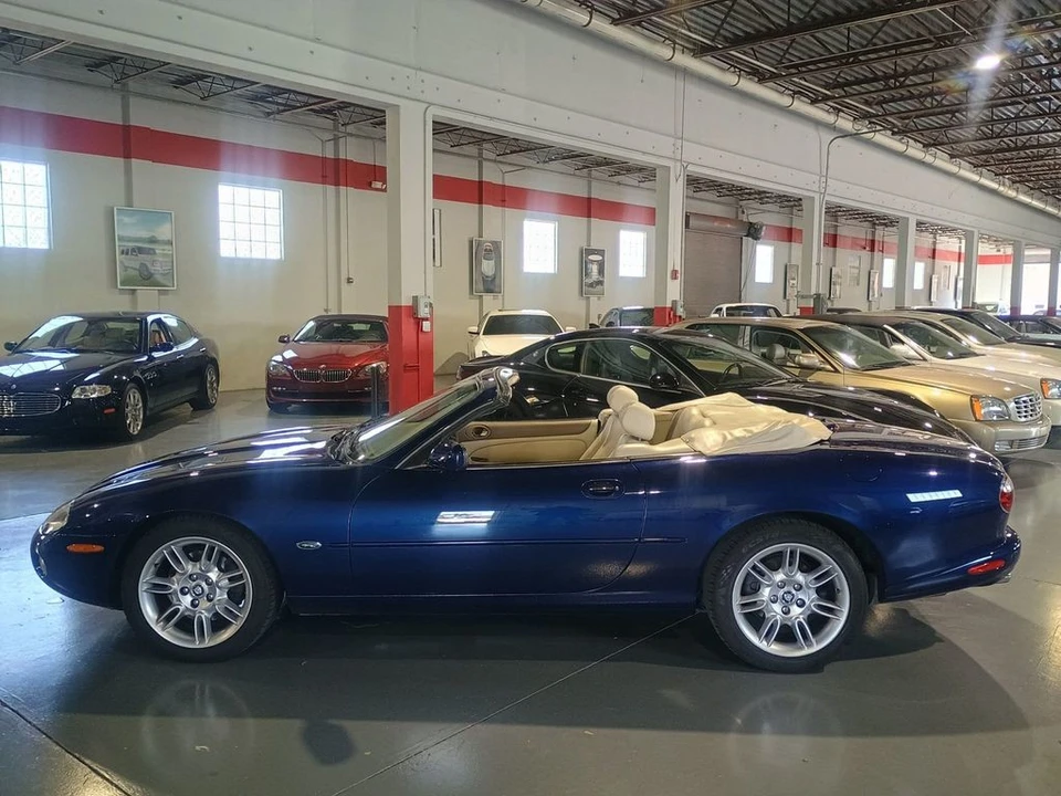 2001 Jaguar X100 XK8 - Image 3 of 12