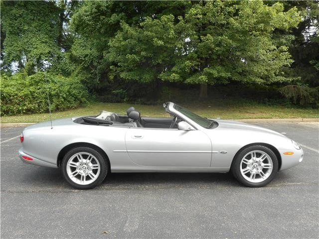 2001 Jaguar X100 XK8 - Image 2 of 12