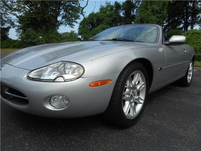 2001 Jaguar X100 XK8 - Image 10 of 12