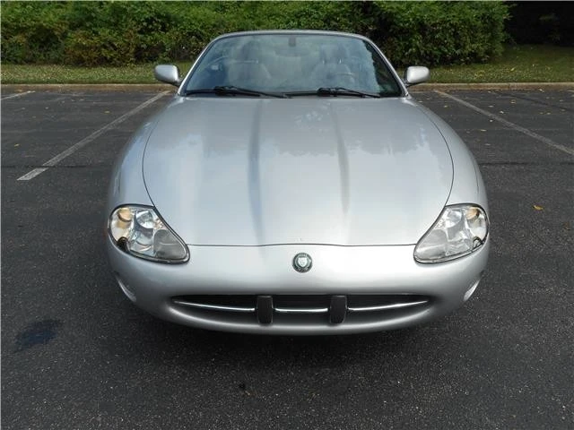 2001 Jaguar X100 XK8 - Image 11 of 12