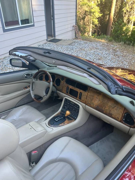 2001 Jaguar X100 XK8 - Image 10 of 19