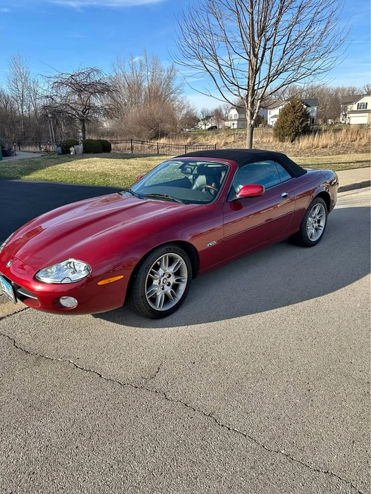 2001 Jaguar X100 XK8 - Image 2 of 8