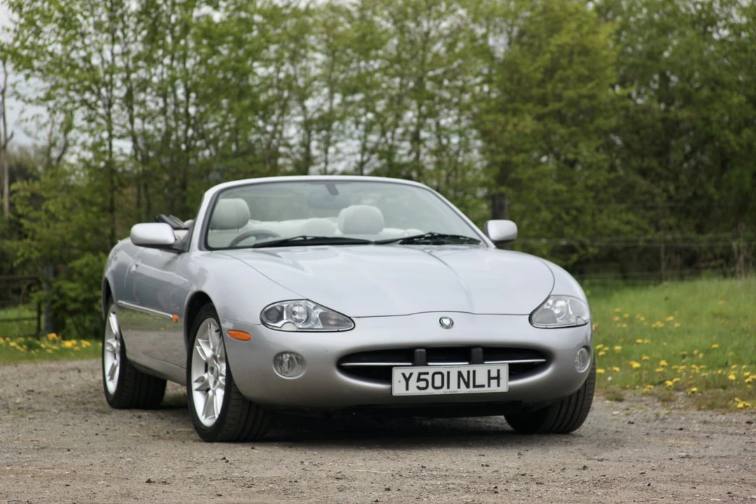 2001 Jaguar X100 XK8 - Image 30 of 30