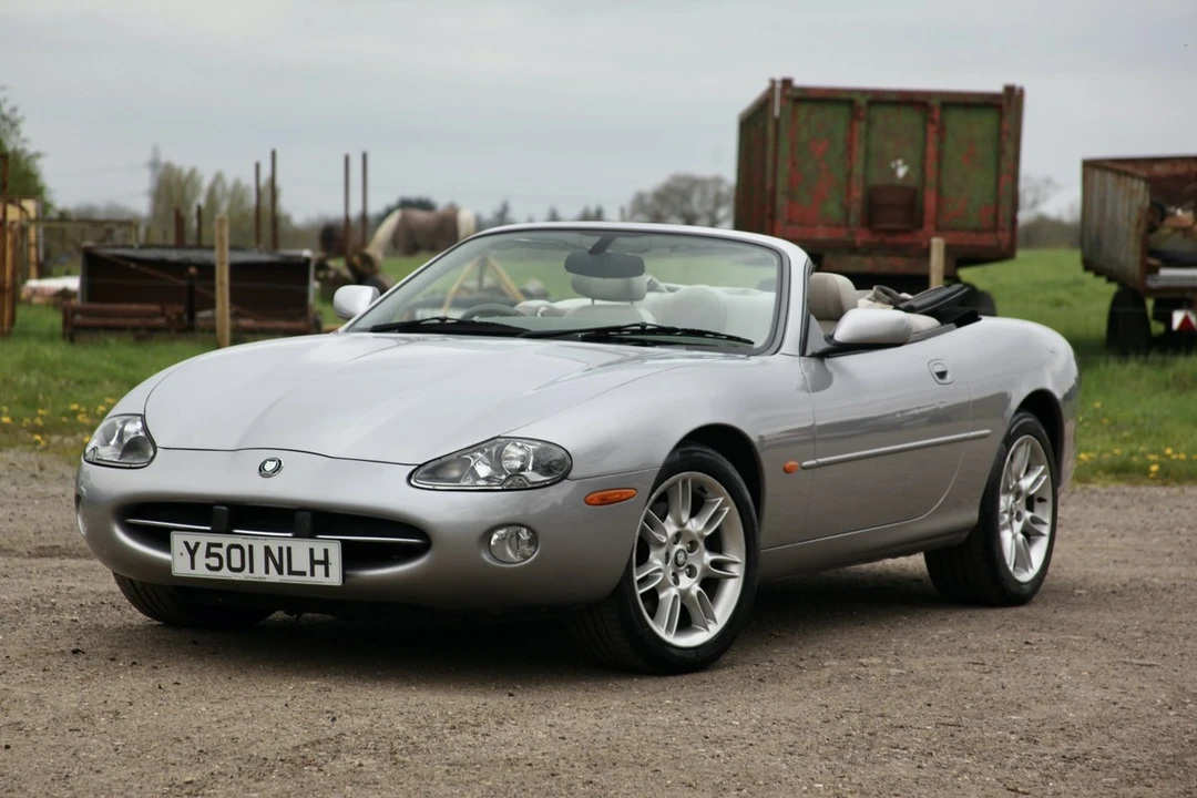 2001 Jaguar X100 XK8 - Image 2 of 30