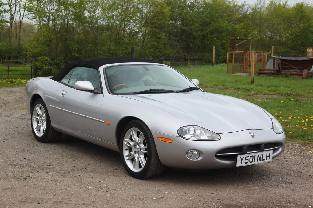 2001 Jaguar X100 XK8 - Image 20 of 30