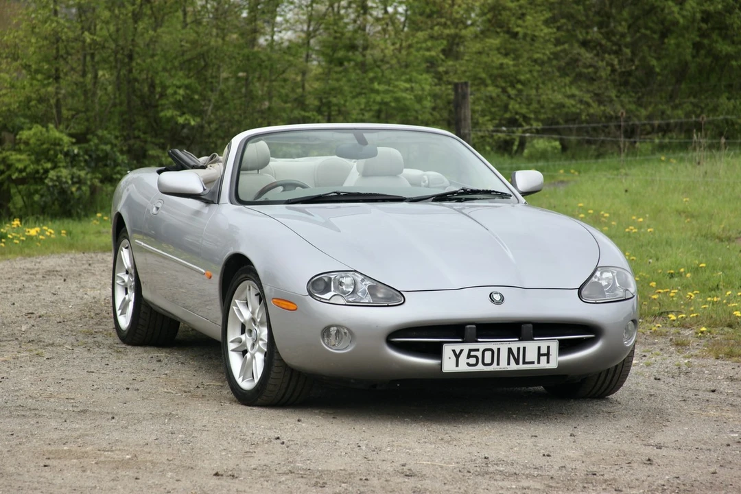 2001 Jaguar X100 XK8 - Image 5 of 30