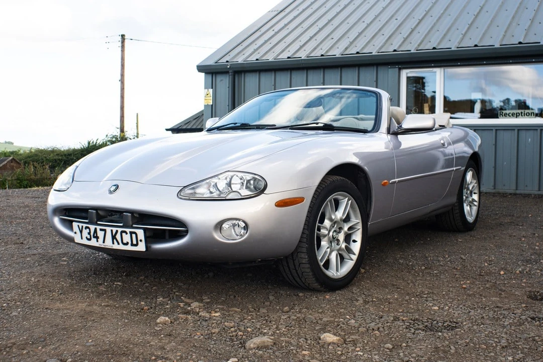 2001 Jaguar X100 XK8 - Image 5 of 30