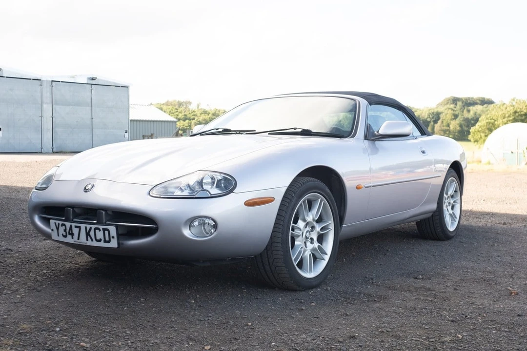2001 Jaguar X100 XK8 - Image 26 of 30