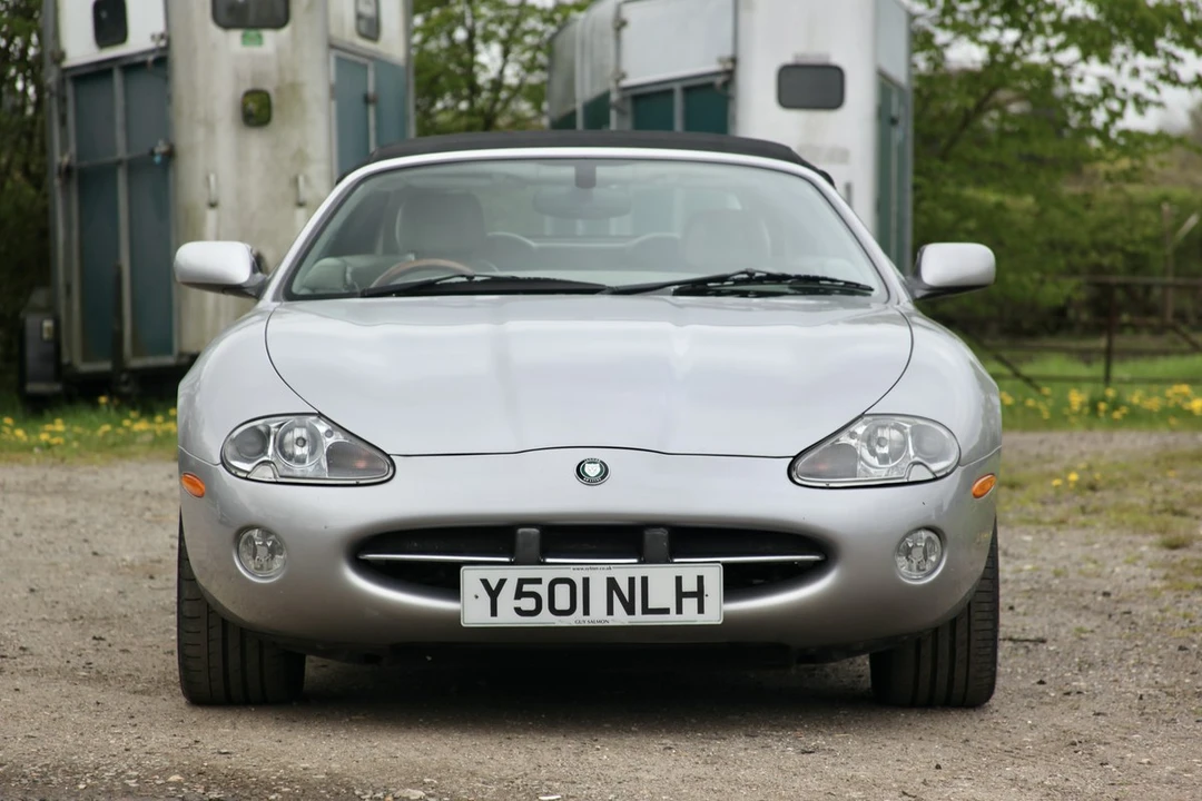 2001 Jaguar X100 XK8 - Image 12 of 30