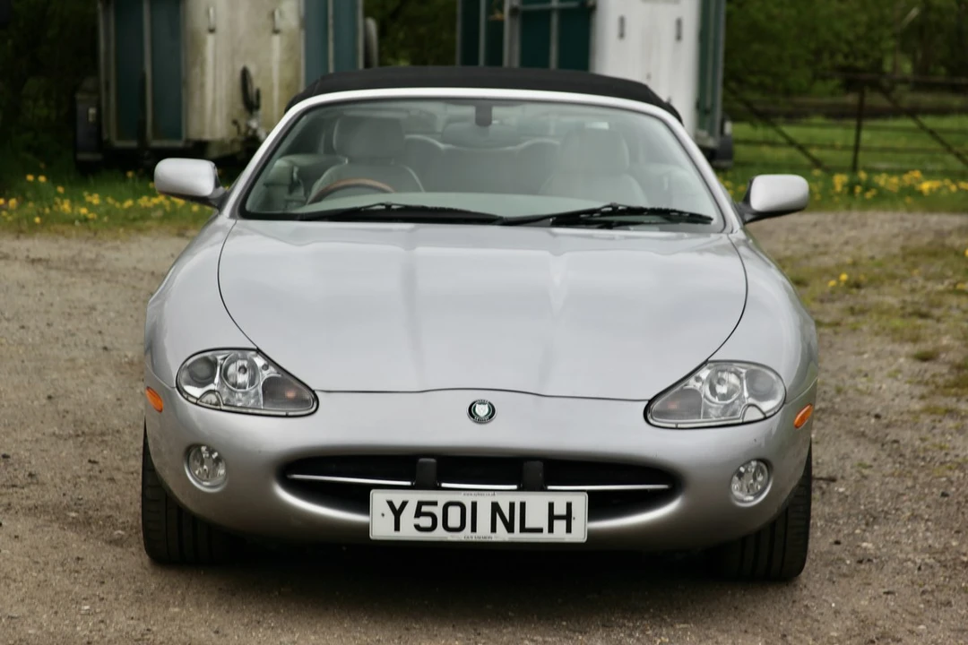 2001 Jaguar X100 XK8 - Image 21 of 30