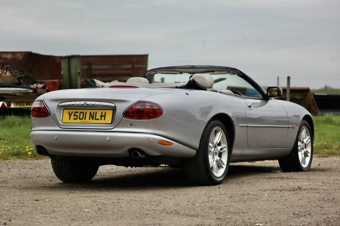 2001 Jaguar X100 XK8 - Image 28 of 30