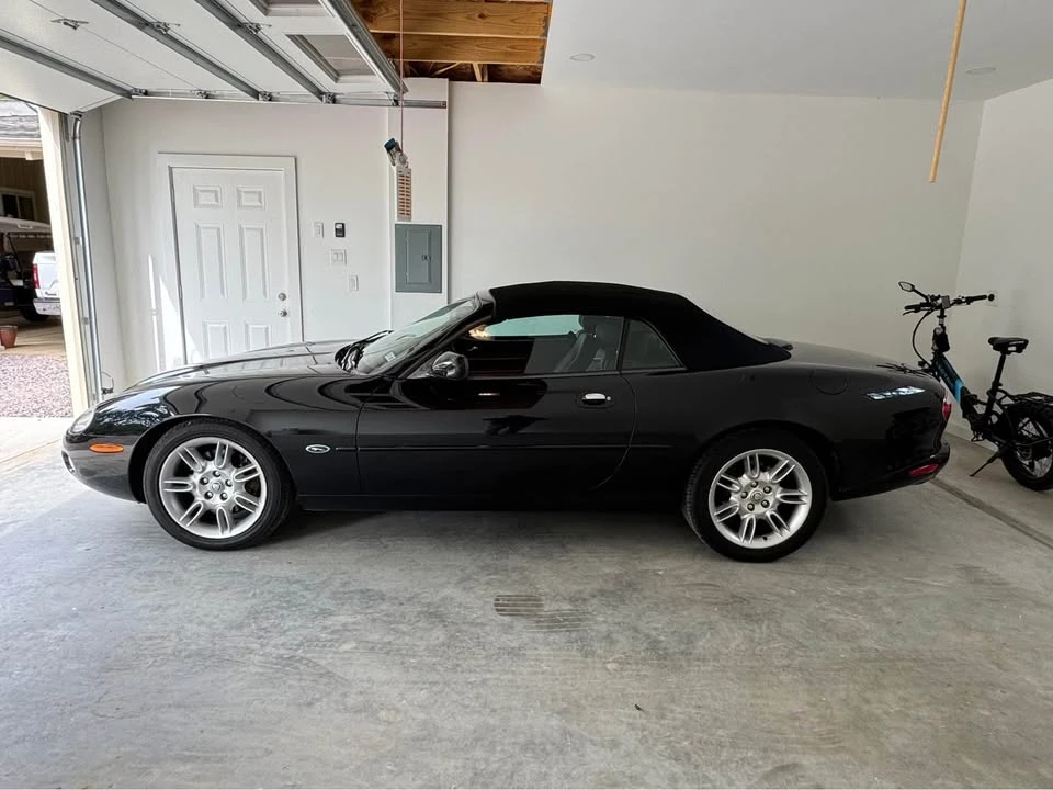 2001 Jaguar X100 XK8 - Image 2 of 3