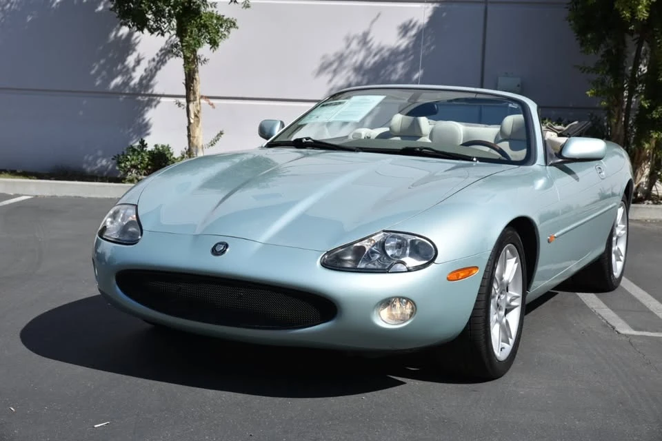 2001 Jaguar X100 XK8 - Image 15 of 20