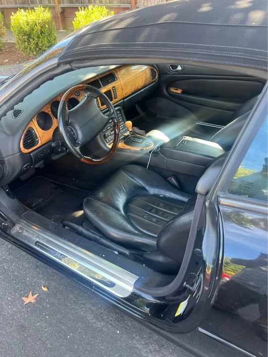 2001 Jaguar X100 XK8 - Image 7 of 8