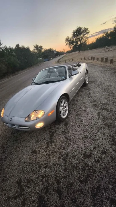2001 Jaguar X100 XK8 - Image 2 of 6