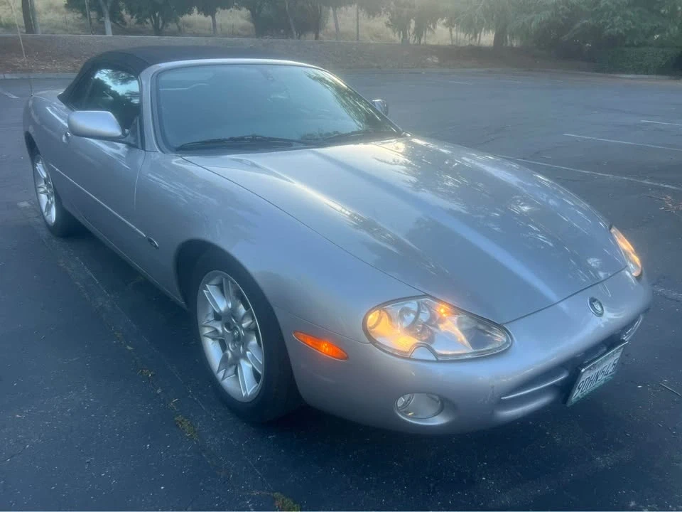 2001 Jaguar X100 XK8 - Image 3 of 12