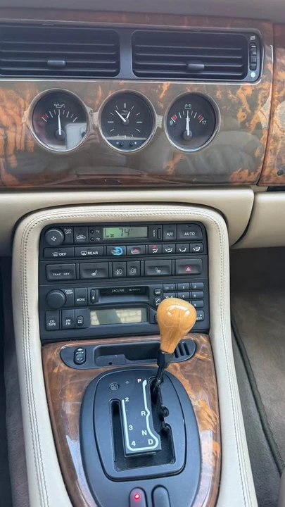 2001 Jaguar X100 XK8 - Image 14 of 14