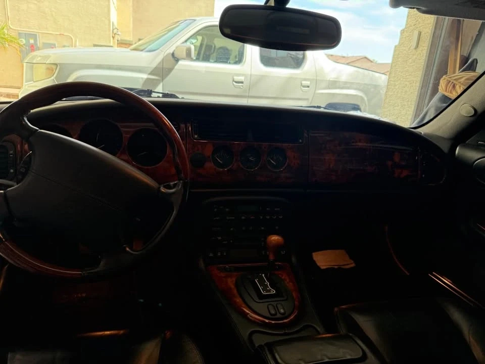 2001 Jaguar X100 XK8 - Image 4 of 15