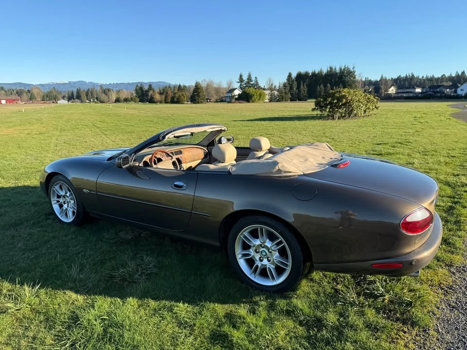 2001 Jaguar X100 XK8 - Image 11 of 20