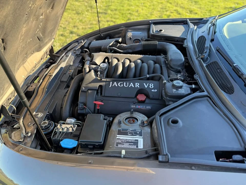 2001 Jaguar X100 XK8 - Image 16 of 20