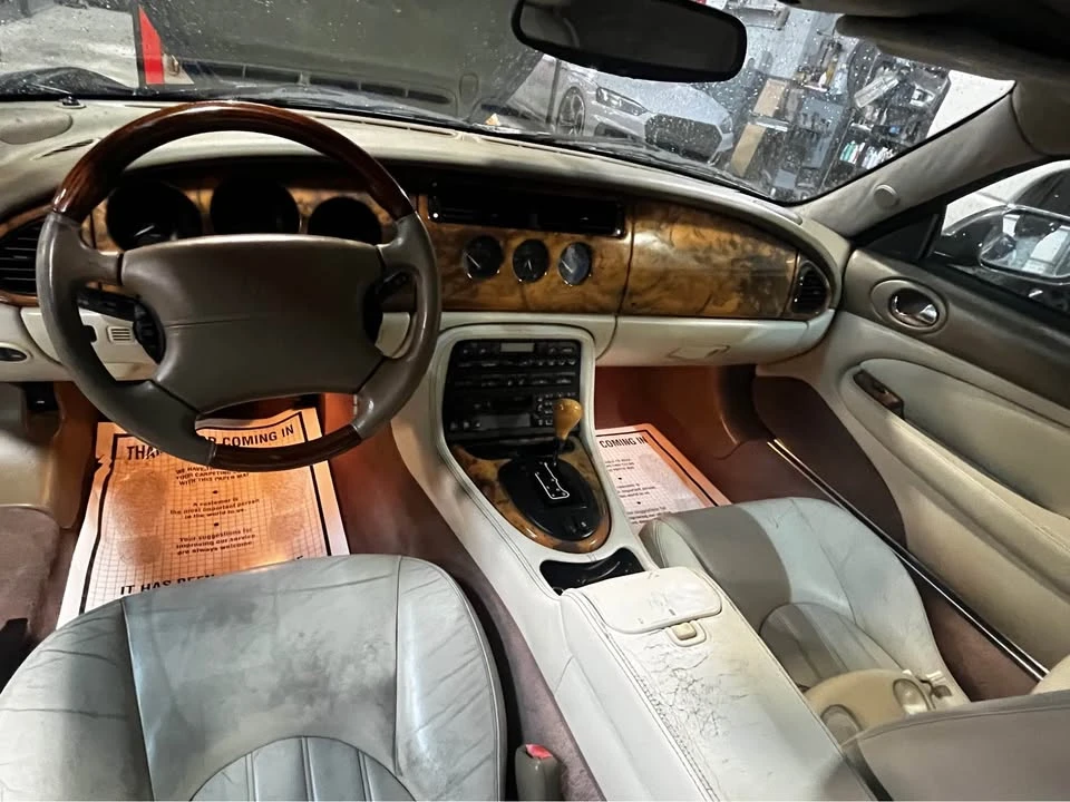 2001 Jaguar X100 XK8 - Image 5 of 9