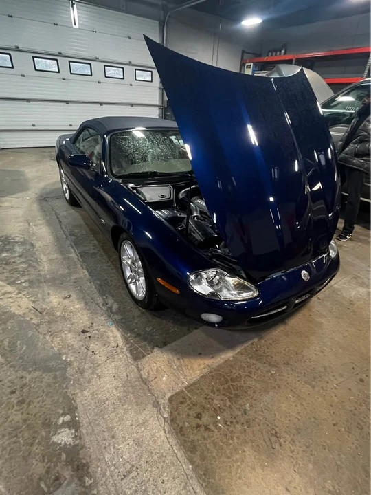 2001 Jaguar X100 XK8 - Image 2 of 9