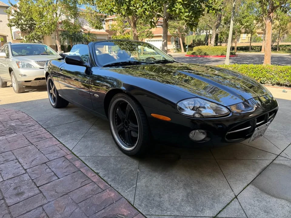 2001 Jaguar X100 XK8 - Image 12 of 16