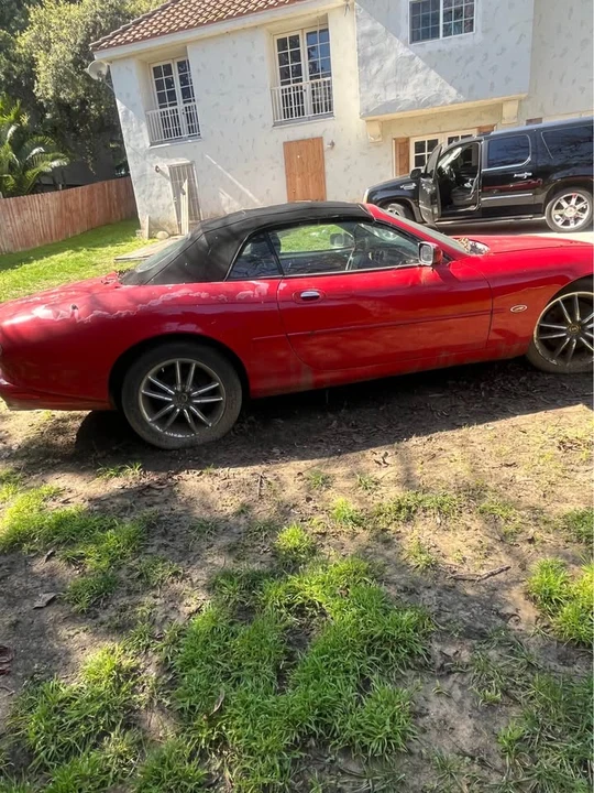 2001 Jaguar X100 XK8 - Image 3 of 4