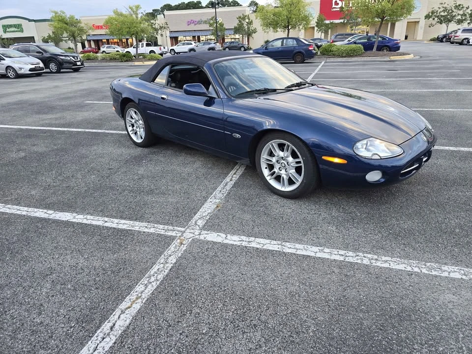 2001 Jaguar X100 XK8 - Image 5 of 10