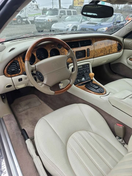 2001 Jaguar X100 XK8 - Image 9 of 20