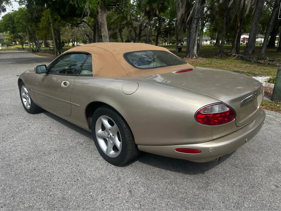 2001 Jaguar X100 XK8 - Image 7 of 14