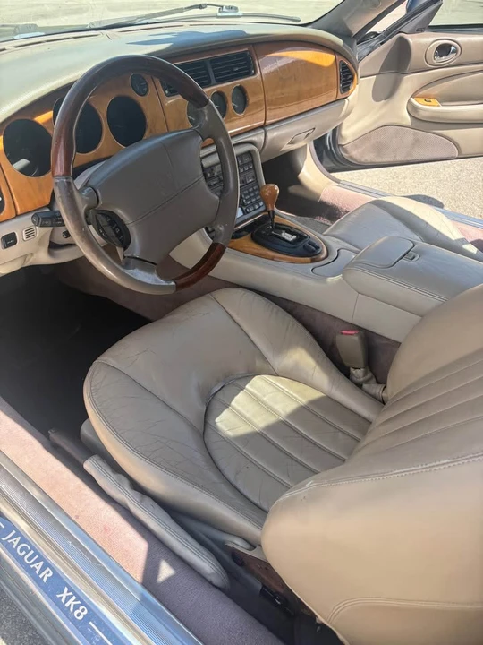2001 Jaguar X100 XK8 - Image 6 of 7