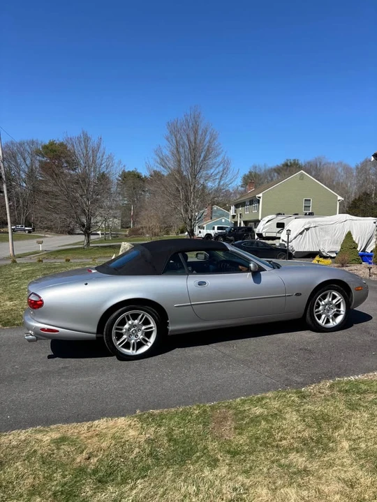 2001 Jaguar X100 XK8 - Image 10 of 18