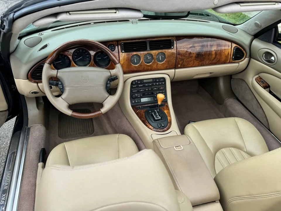 2001 Jaguar X100 XK8 - Image 8 of 10