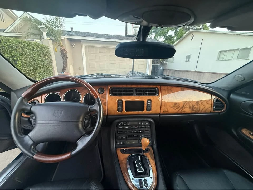 2001 Jaguar X100 XK8 - Image 7 of 9