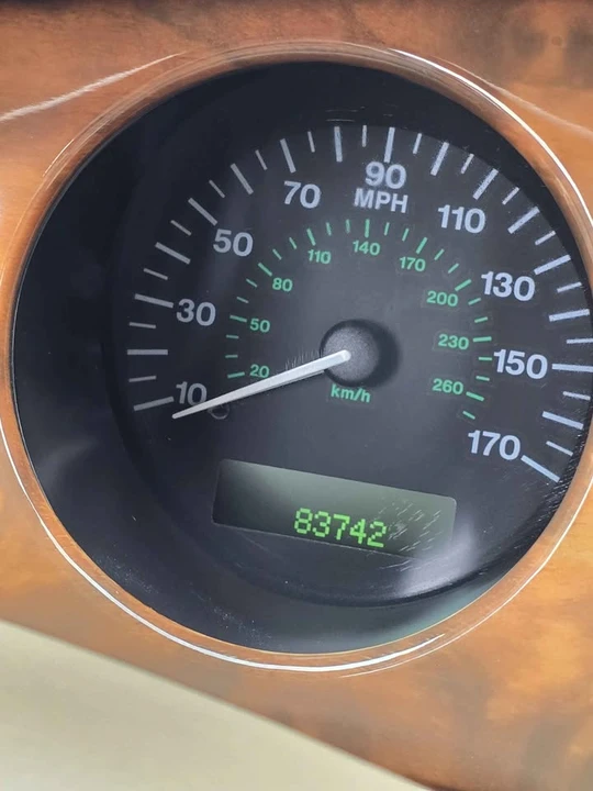 2001 Jaguar X100 XK8 - Image 16 of 18
