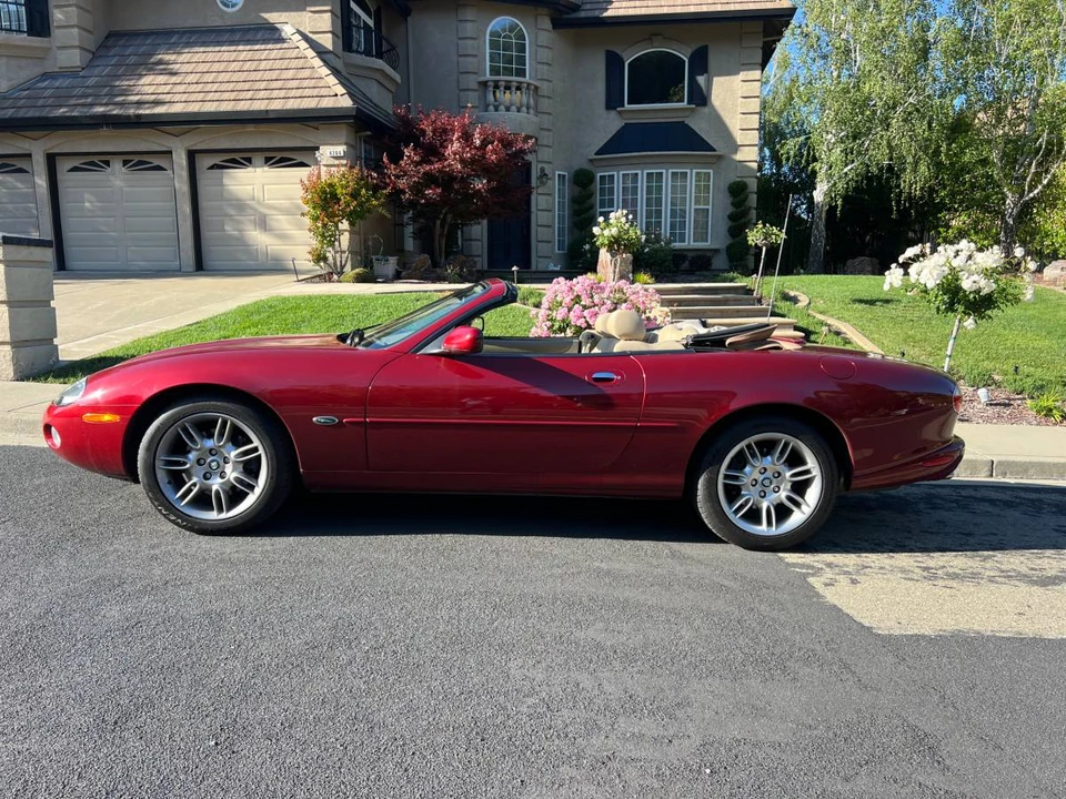 2001 Jaguar X100 XK8 - Image 2 of 23