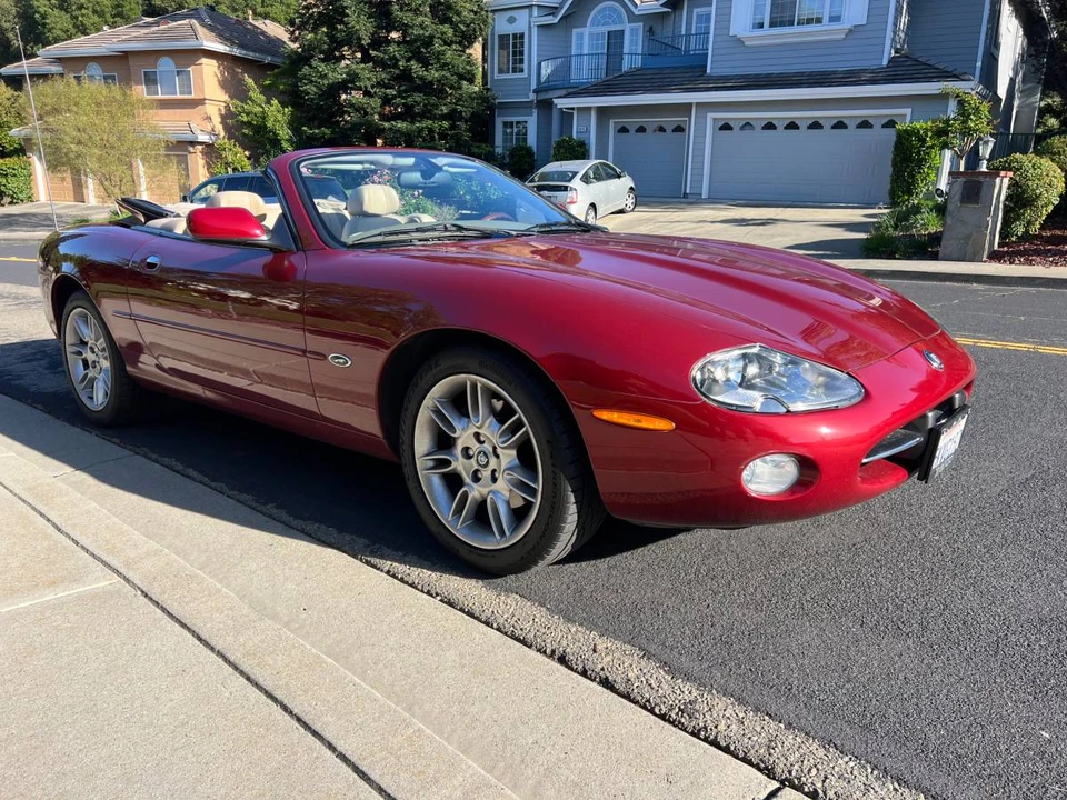 2001 Jaguar X100 XK8 - Image 6 of 23