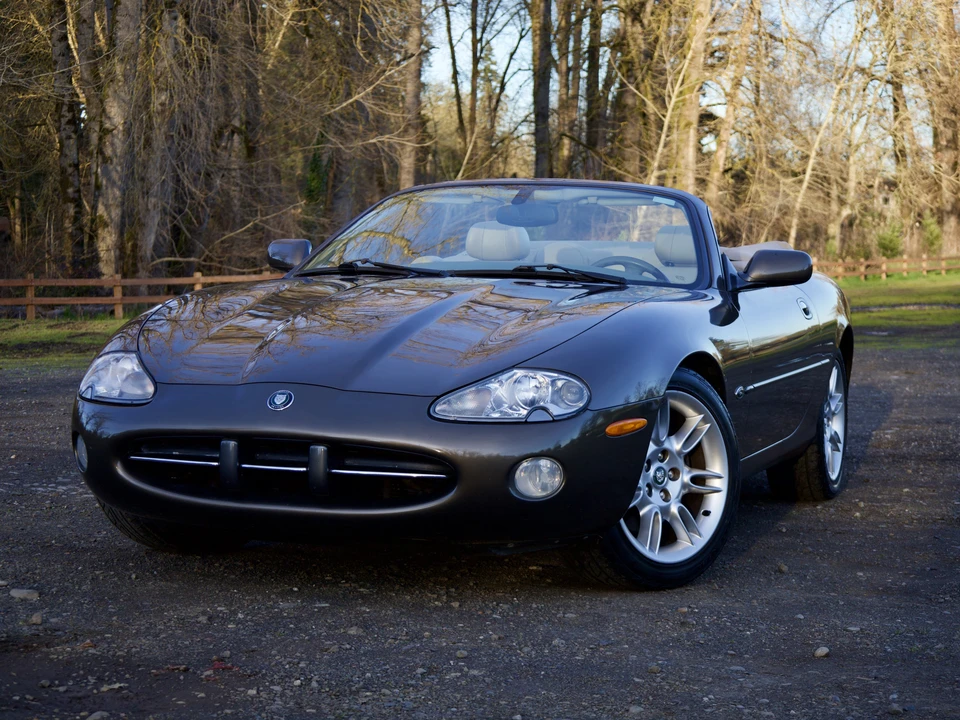 2001 Jaguar X100 XK8 - Image 3 of 31