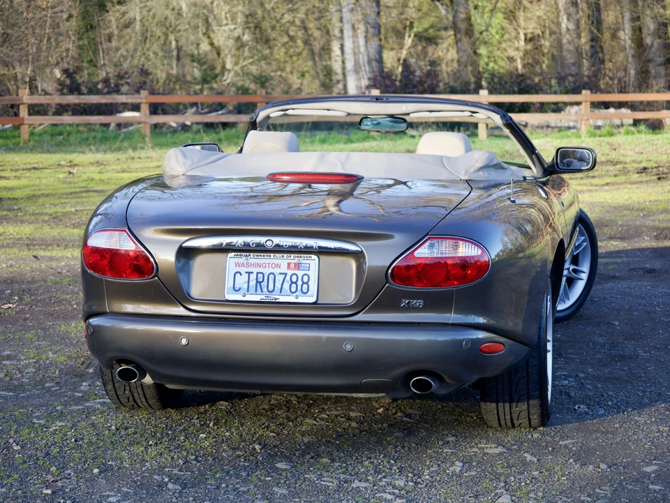 2001 Jaguar X100 XK8 - Image 17 of 31